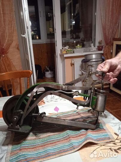 Швейная машинка ручная для пошива и ремонта обуви