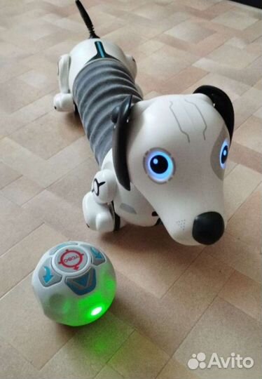 Робот-собака Дэкел, интерактивная игрушка