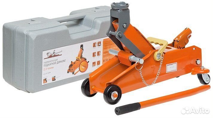 Домкрат поткатной 2,3 тн