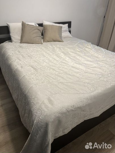 Deluna покрывало и подушки на 2 х спальную кровать