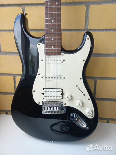 Электрогитара с комбиком бу