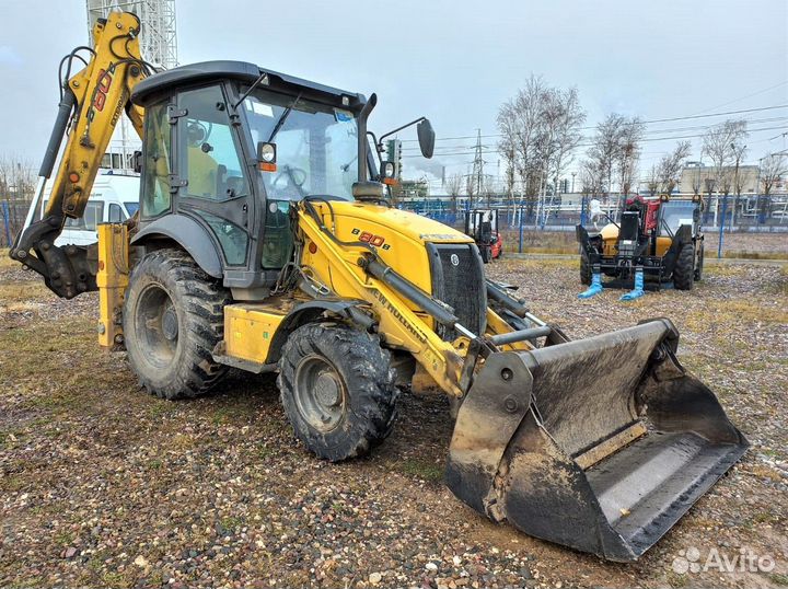 Экскаватор-погрузчик New Holland B80B, 2021