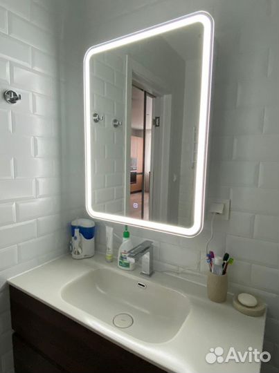 Шкаф с зеркалом