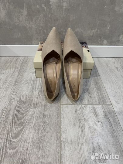 Туфли женские 39 размер