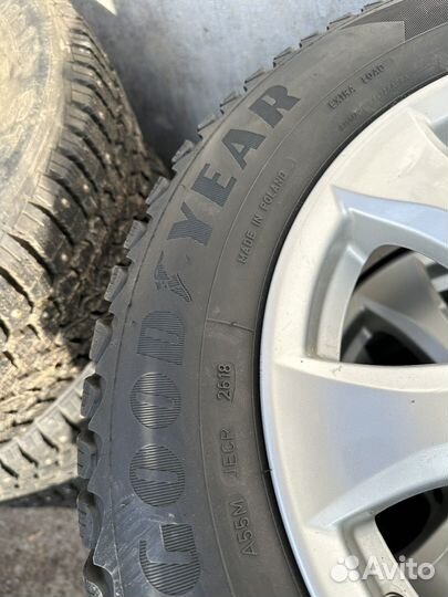 Комплект зимних колес Camry