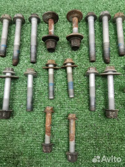 Комплект болтов задней подвески задний Ford Mondeo