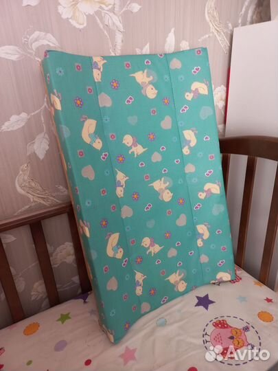 Доска для пеленания на кроватку