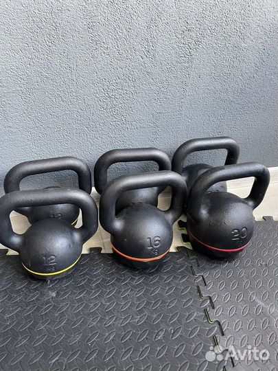 Гири черные kettlebell Domyos