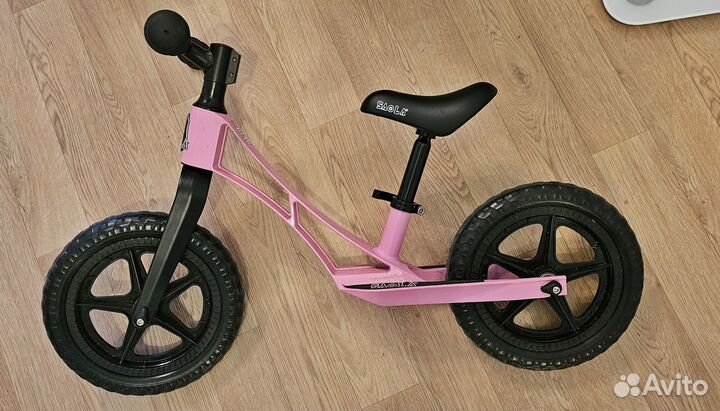 Беговел лёгкий детский новый