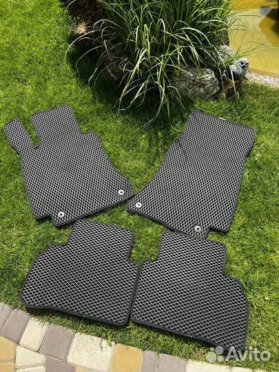 Резиновые коврики MB W205