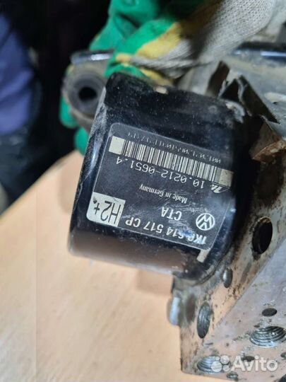 Блок ABS Skoda Yeti 2011 1.2