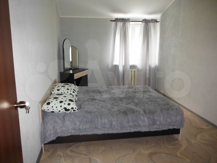 2-к. квартира, 55 м², 3/3 эт.