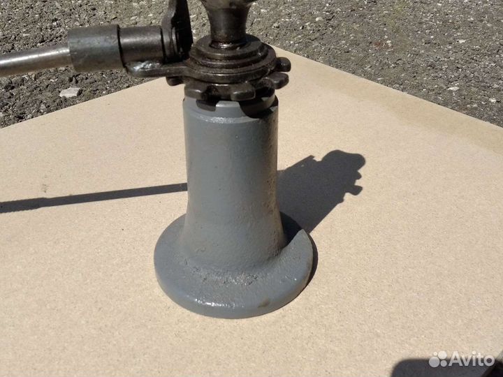 Домкрат г/п 2тонны