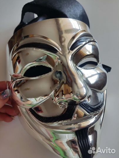 Маски карнавальные 2 шт