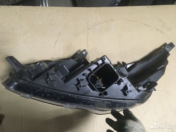 Ford Explorer 5 фара правая LED рестайлинг