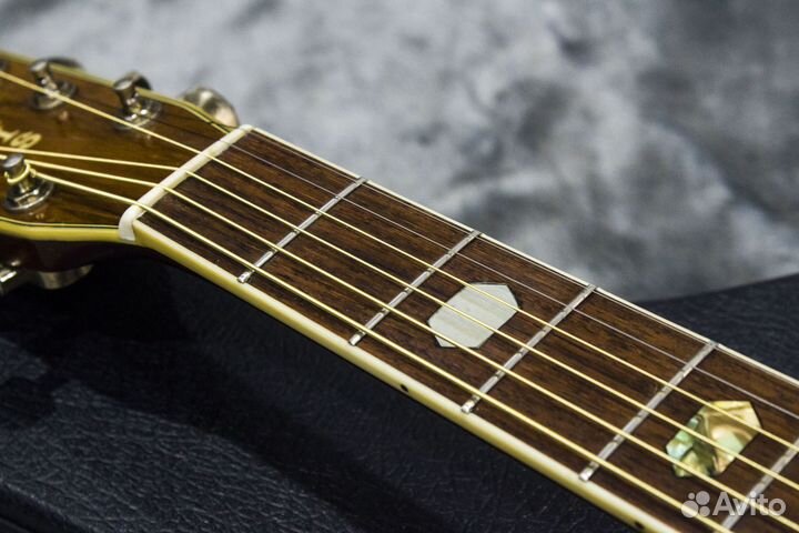 Акустическая гитара Morris MD-525 Массив. Кейс