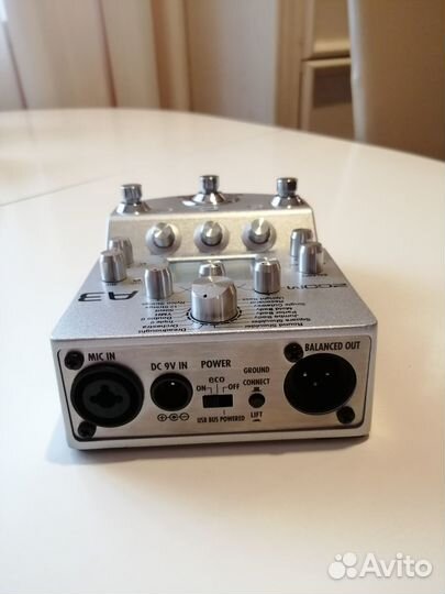 Процессор для акустических гитар Zoom A3 с микр