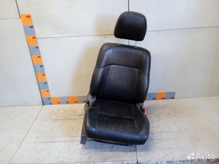 Сиденье переднее правое Toyota Rav4 XA10 2.0 1997