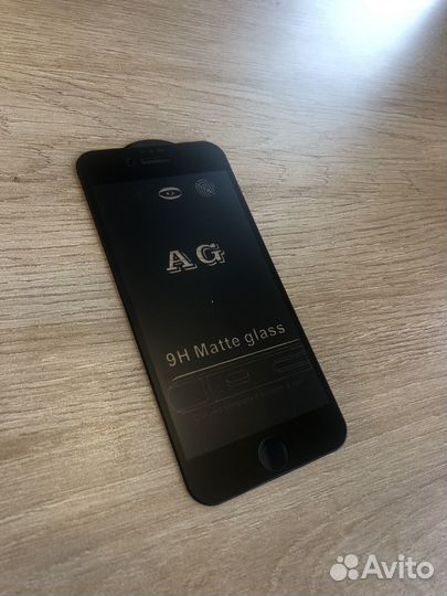 Защитное стекло на iPhone 6s