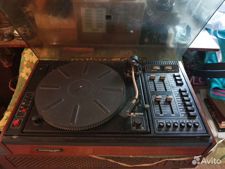 Проигрыватель винила