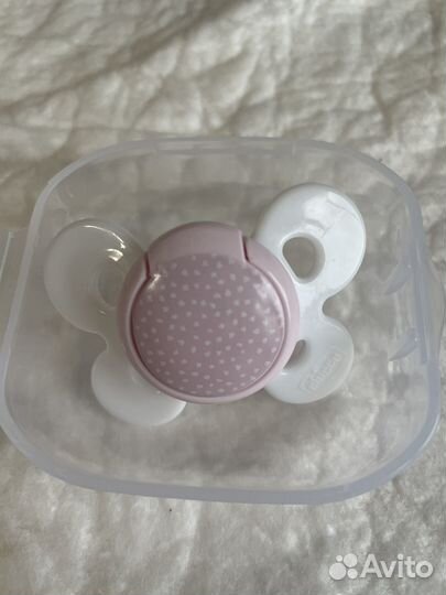 Пустышка chicco от 6 месяцев