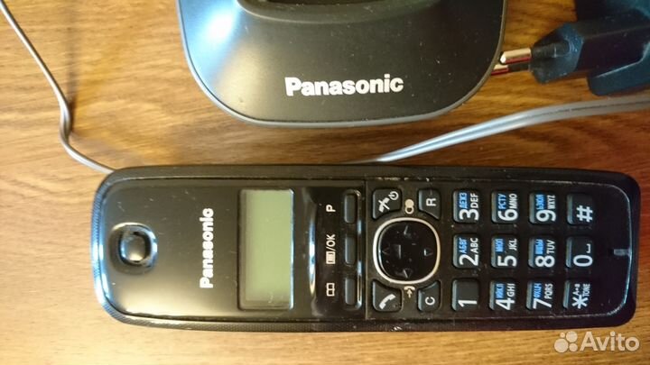 Стационарный радиотелефон Panasonic KX-tg1611ru