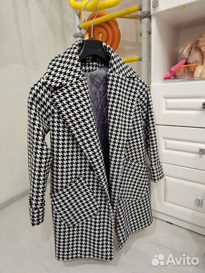 Пальто новое р. 42