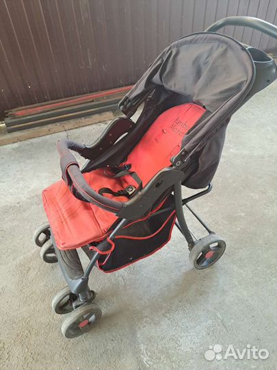 Прогулочная коляска