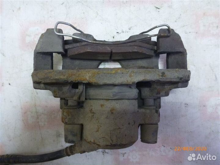 Суппорт передний правый Kia Shuma S-1 BF 1998