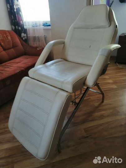 Кушетка кресло косметологическая для педикюра