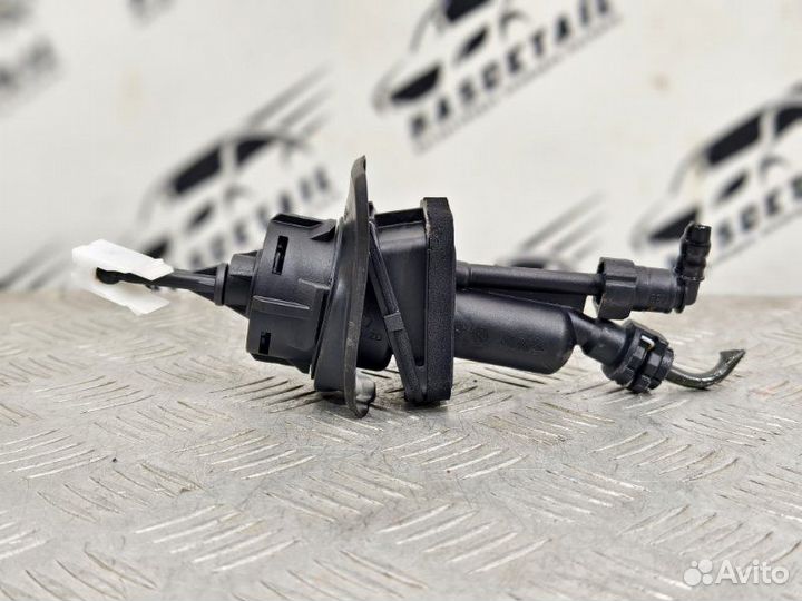 Главный цилиндр сцепления Ford Focus 3 1.6 pnda