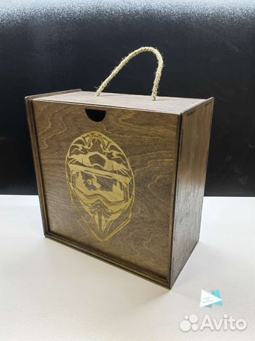 Вешалка для шлема