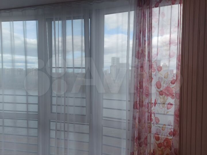 4-к. квартира, 132 м², 7/17 эт.