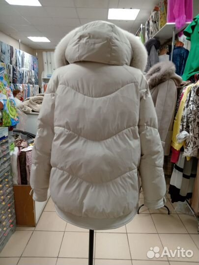 Пуховик женский 46 48 размер бу