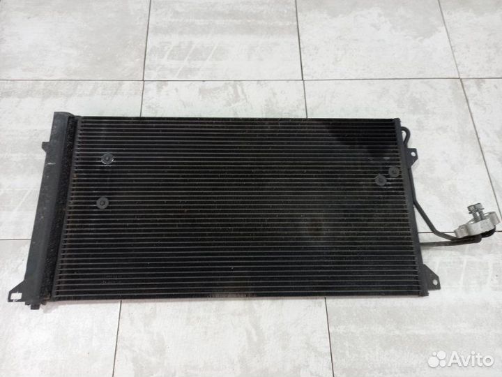 Радиатор кондиционера Audi Q7 4L 4.2 BAR 2007