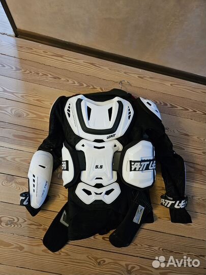 Leatt body protector 5.5