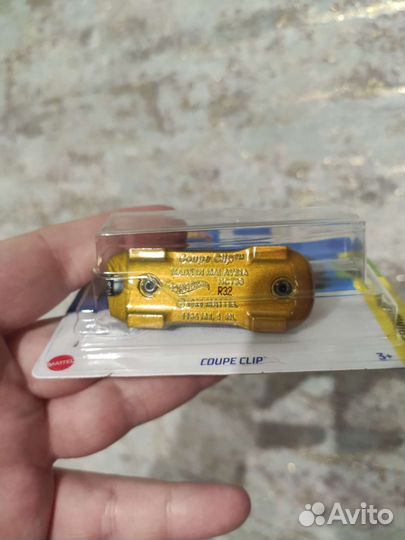 Hot wheels брелок coupe clip