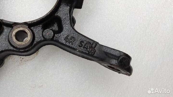 Кулак поворотный передний правый Kia Sportage QL