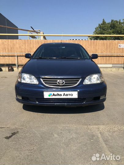 Toyota Avensis 2.0 МТ, 2001, 250 000 км