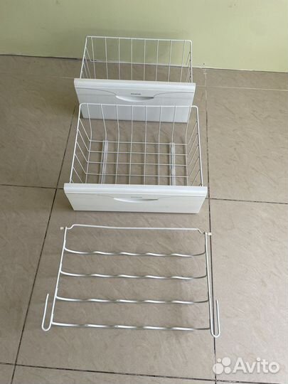 Корзина и полка для бутылок