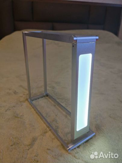 Настольная лампа LED с батареей 1000мАч