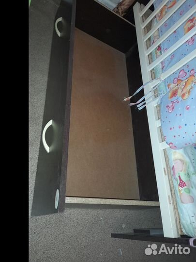 Детская кроватка в комплекте