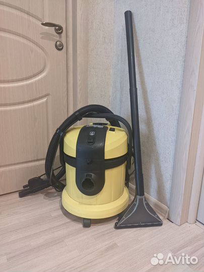 Пылесос Karcher SE4001