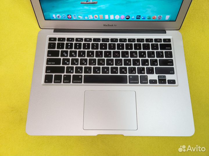 MacBook Air 13 — тонкий и легкий — T111U