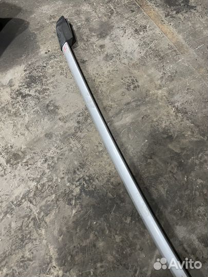 Peugeot Partnet B9 рейлинг левый на крышу