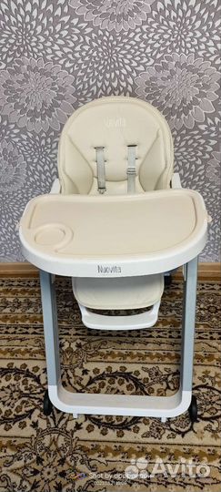 Стульчик для кормления nuovita
