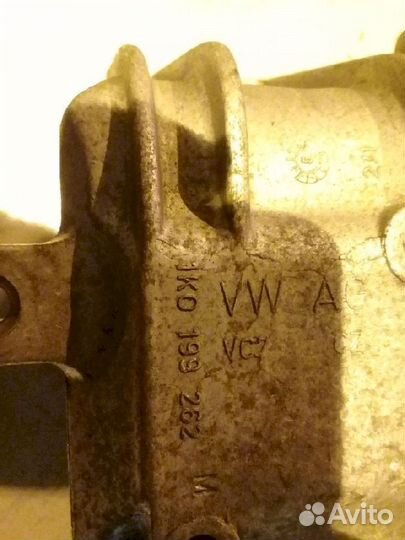 Опора двигателя (подушка двс) передняя правая 1K01