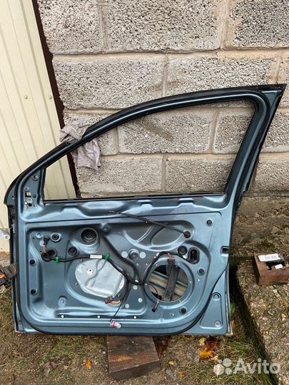 Дверь vw jetta 5