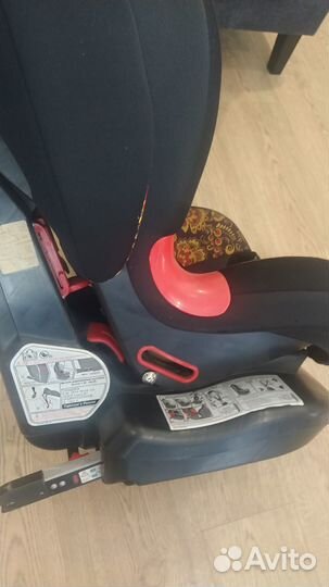 Детское автомобильное кресло Siger