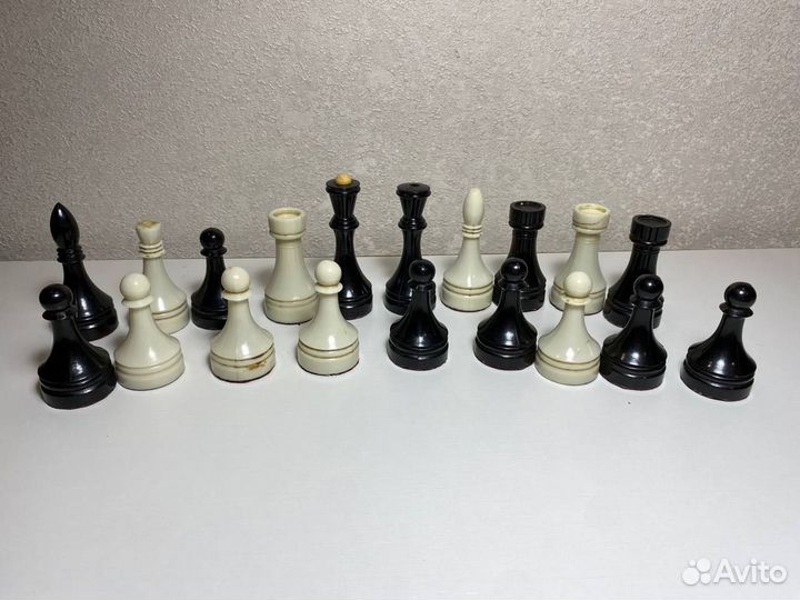 Шахматные фигуры на добор
